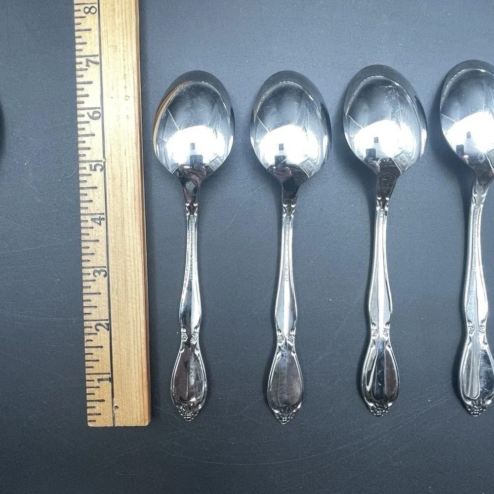Lot of 6 Oneida Community Chantelaine Stainless Oval Soup Spoons Flatware‎
